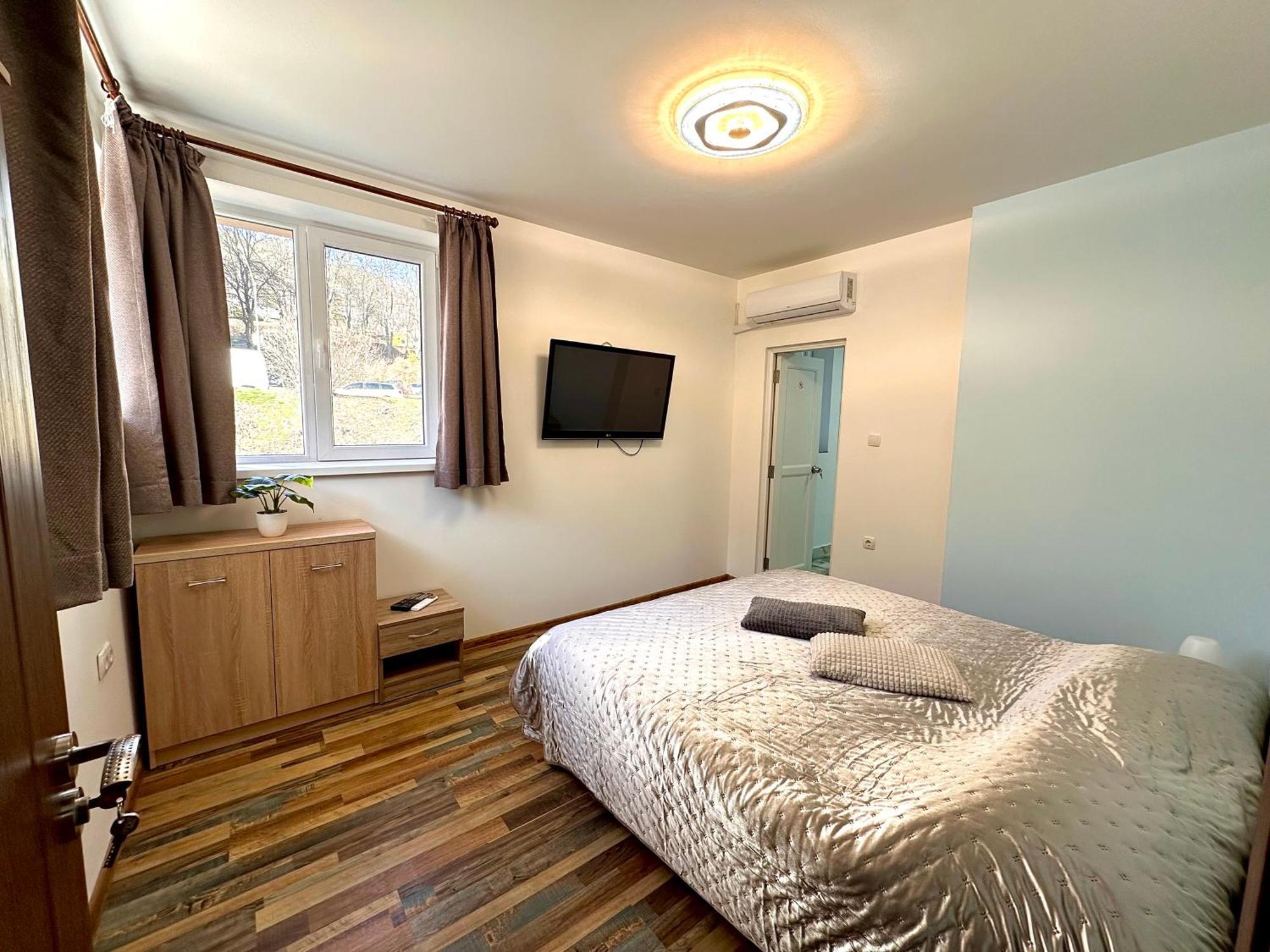 Navial Hotel Gabrovo Eksteriør billede